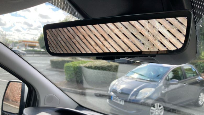 Ford Transit Custom 320 L1 Diesel Fwd 2.0 EcoBlue 170ps Low Roof D/Cab Limited Van Auto